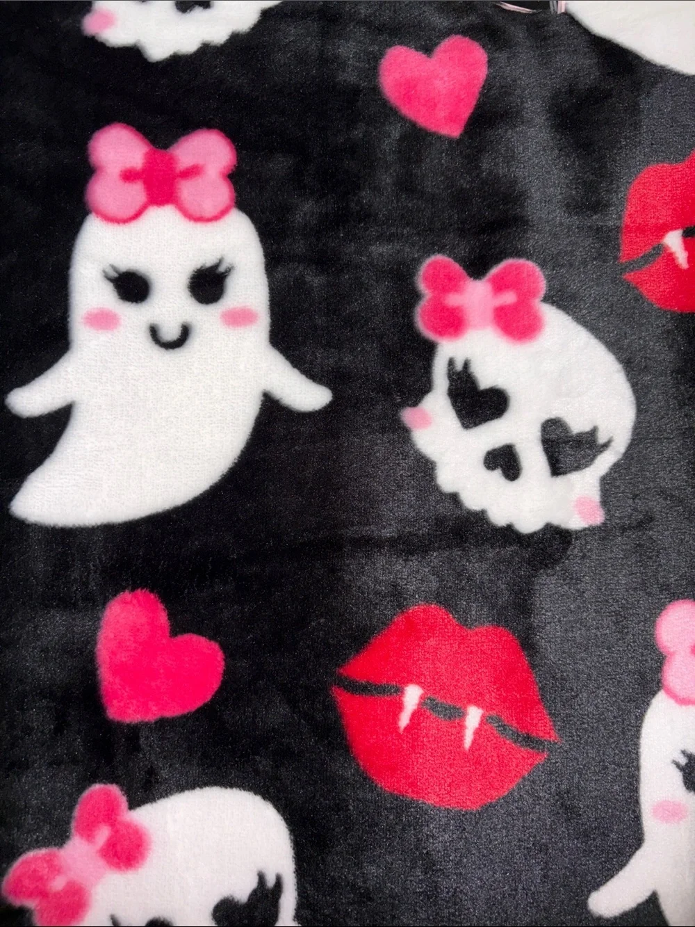 Betsey Johnson Black Plush Throw with White Ghosts & Pink Hearts